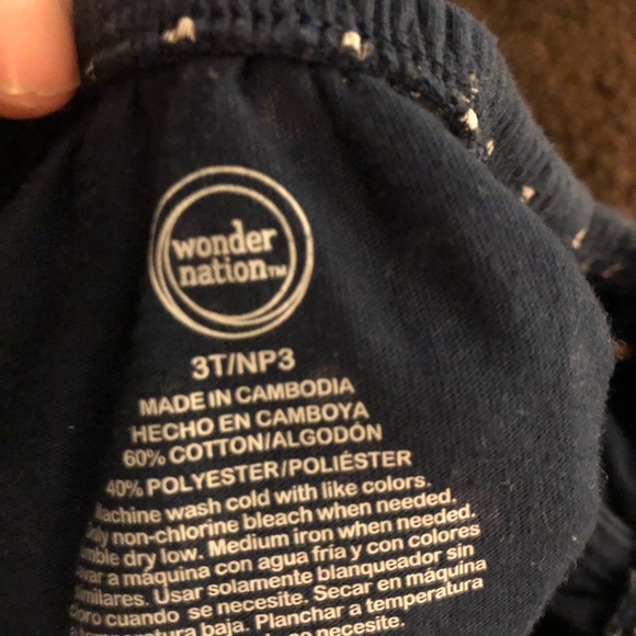 OK there’s five different outfits to choose from - Picture 6 of 15